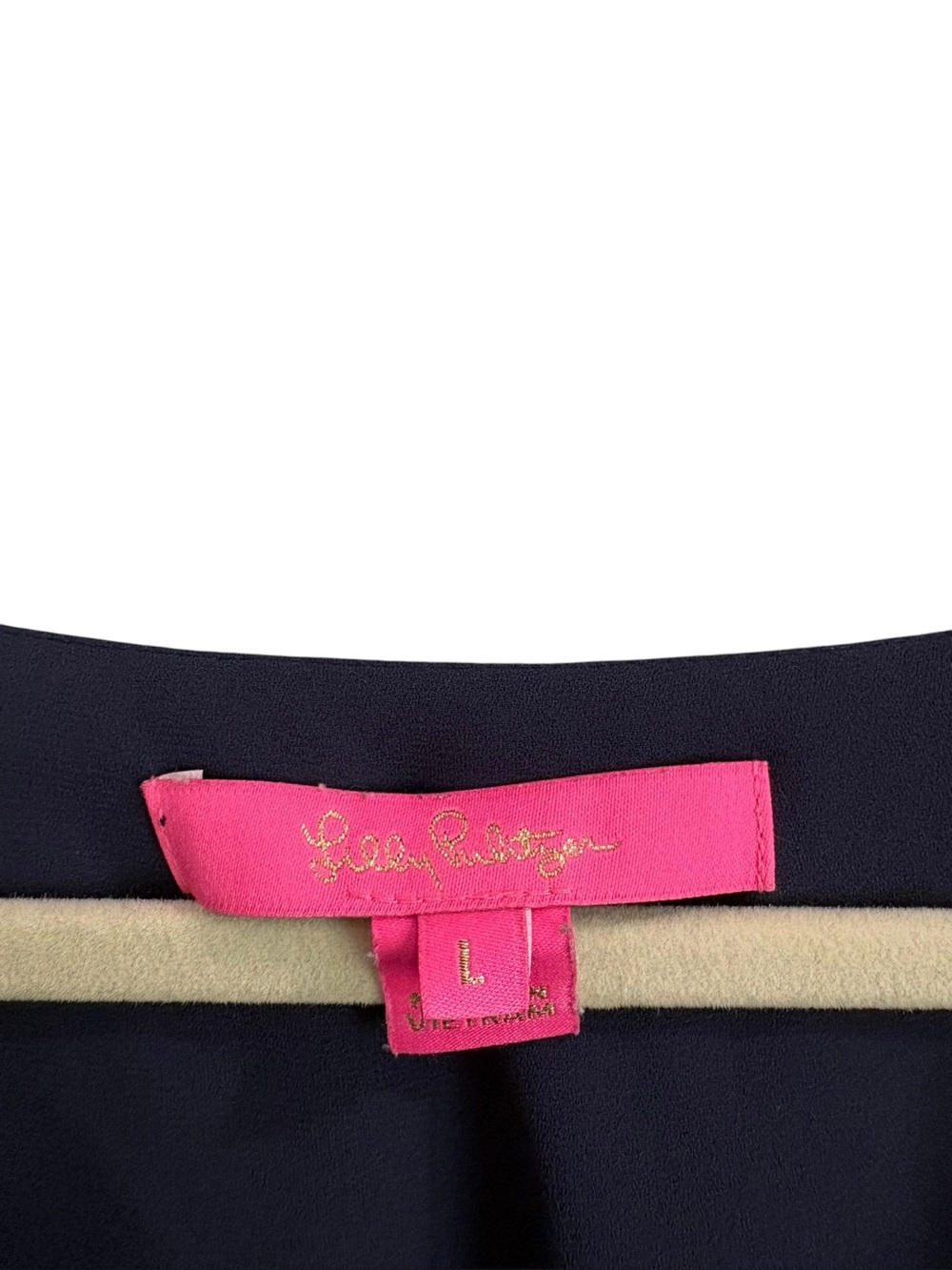 Lilly Pulitzer Navy Blue Silk-Look Blouse Top Women’s Large V-Neck Roll Tab - Picture 3 of 3
